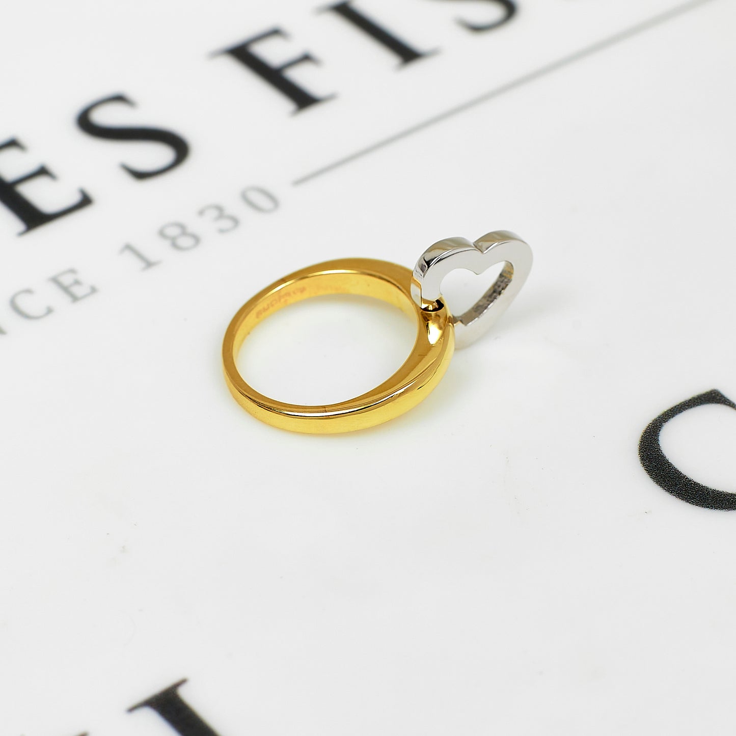 Pre-Owned 9ct Gold 2 Tone Heart Ring Size J.5