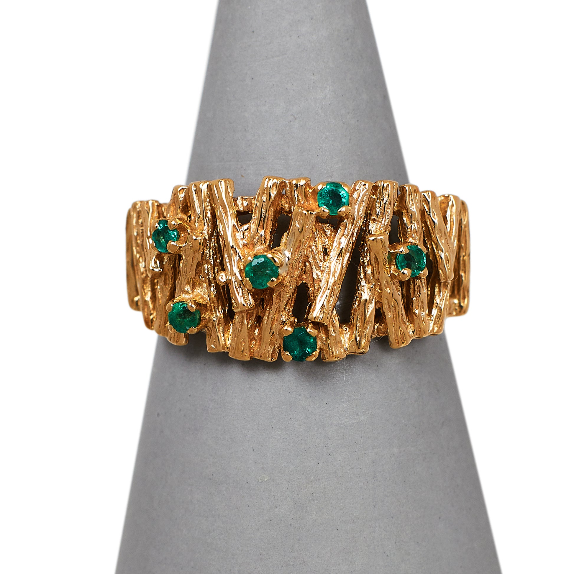 Pre-Owned 9ct Gold 6 Emerald Bark Design Ring Size O