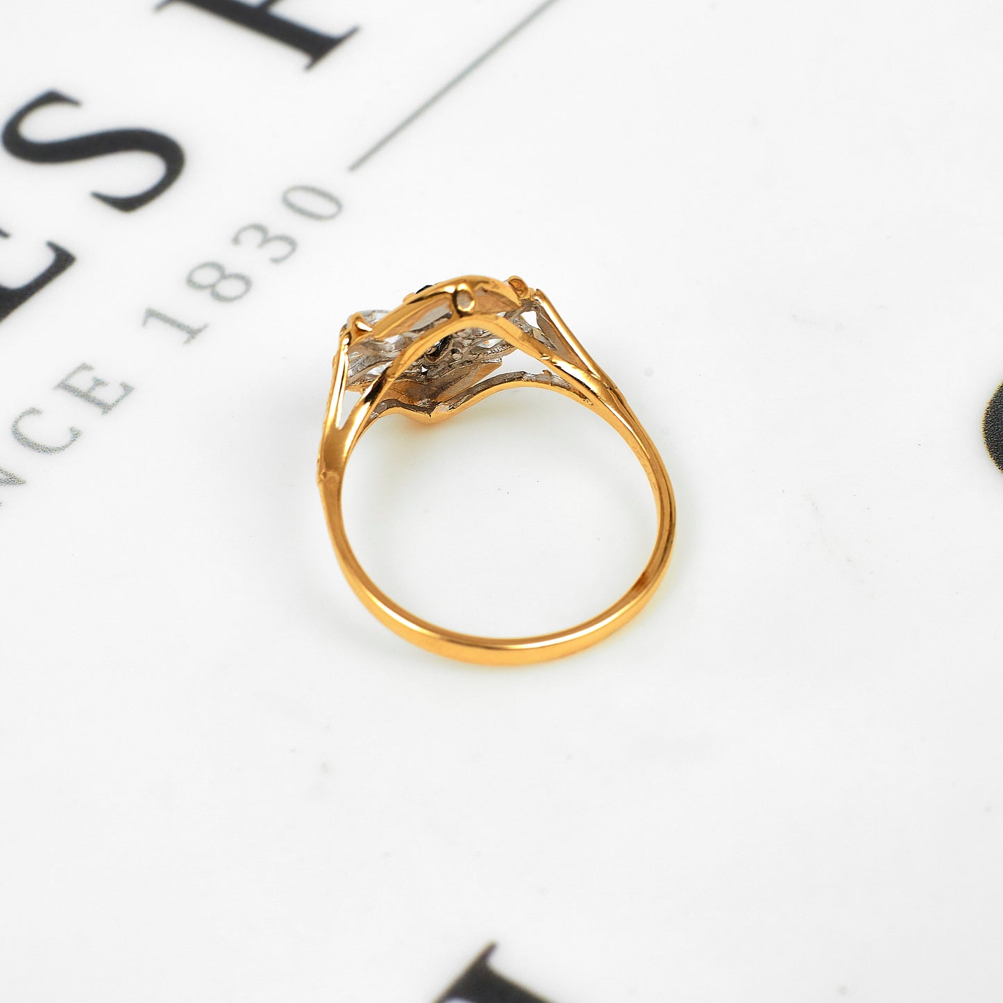 Pre-Owned 9ct Gold Sapphire & 4 CZ Dress Ring Size O