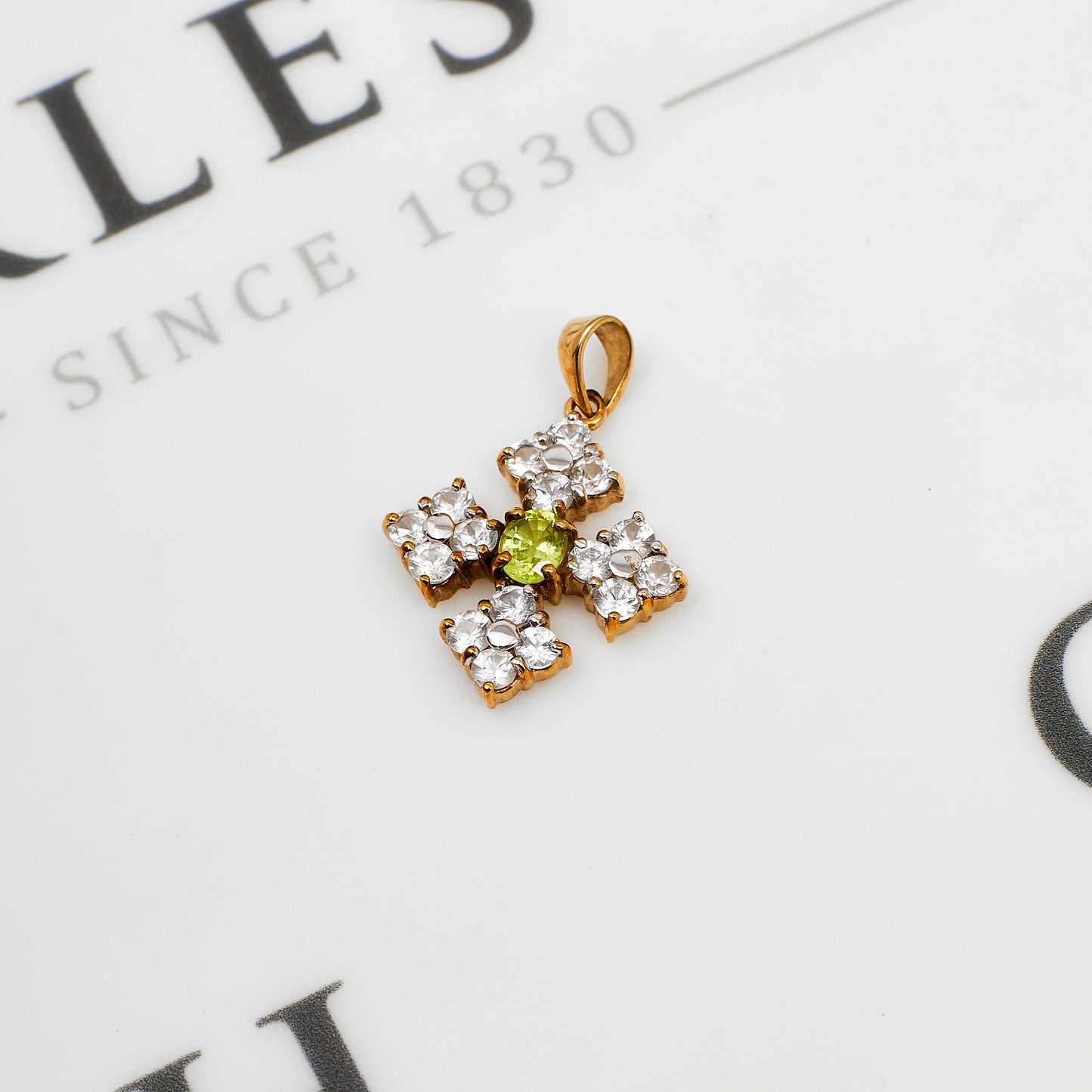 Pre-Owned 9ct Gold Chrysoberyl & White Zircon Pendant