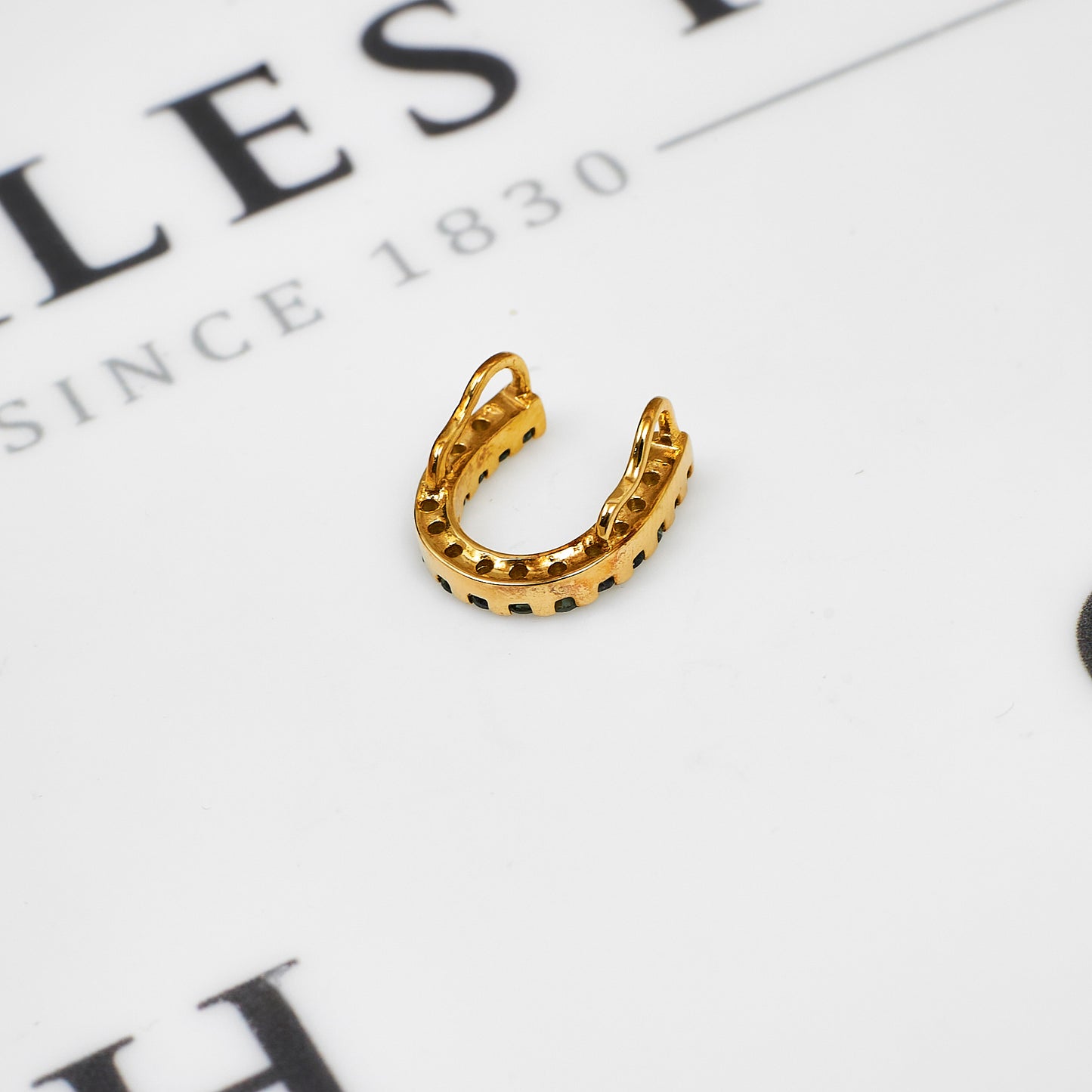 Pre-Owned 9ct Gold & Chrysoberyl Horseshoe Pendant