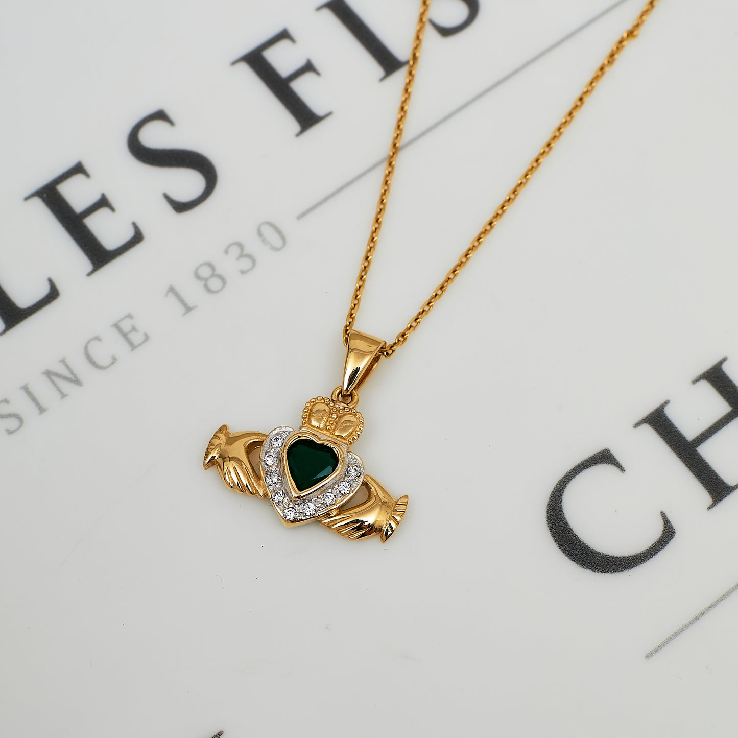 Pre-Owned 9ct Gold Agate & CZ Claddagh Pendant