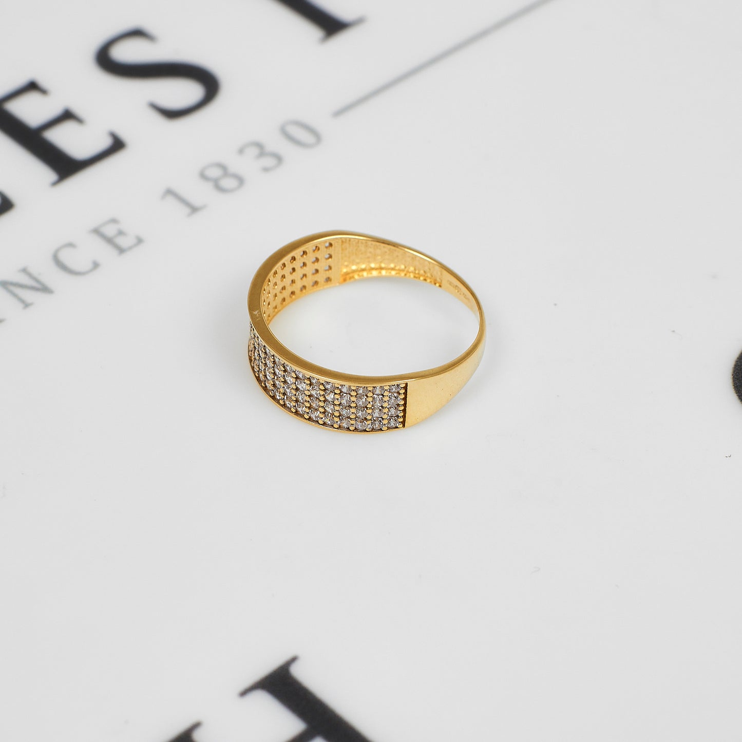 Pre-Owned 9ct Gold 4 Row CZ Band Ring Size M