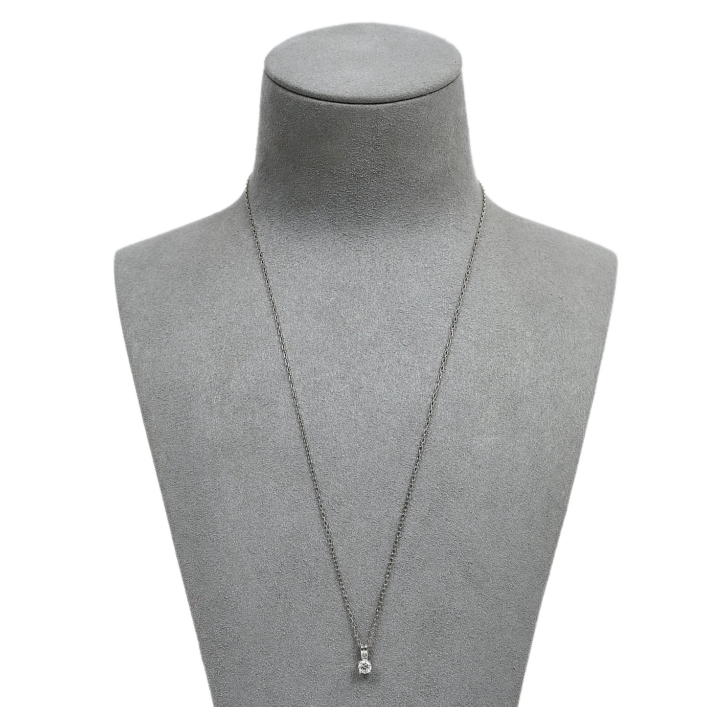Pre-Owned 9ct White Gold & Diamond Pendant Necklace 18 Inch
