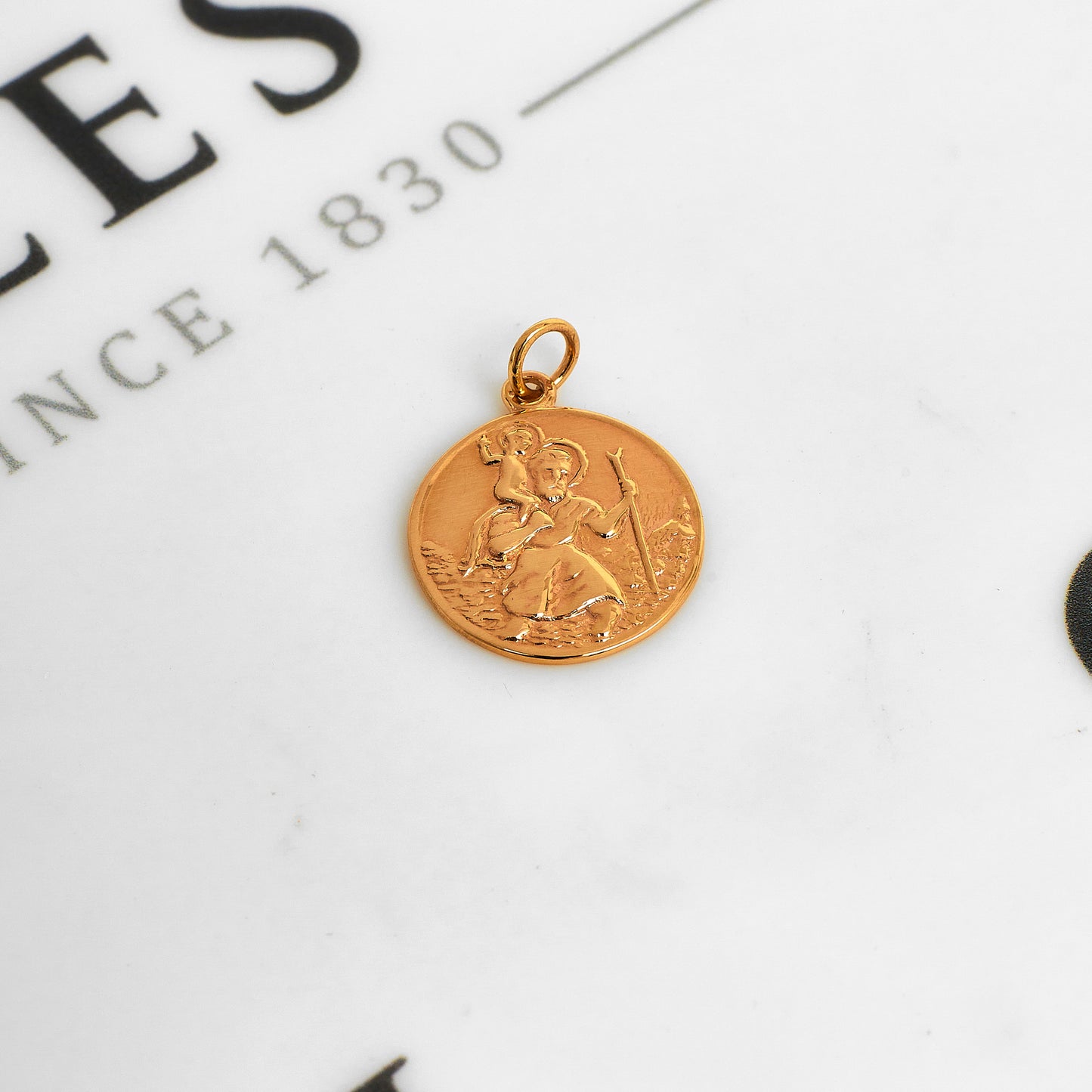 Pre-Owned 9ct Gold St Christopher Pendant 23mm x 16mm