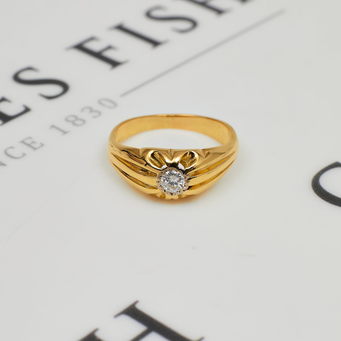 Pre-Owned 18ct Gold & Diamond Mens Gypsy Ring Size X
