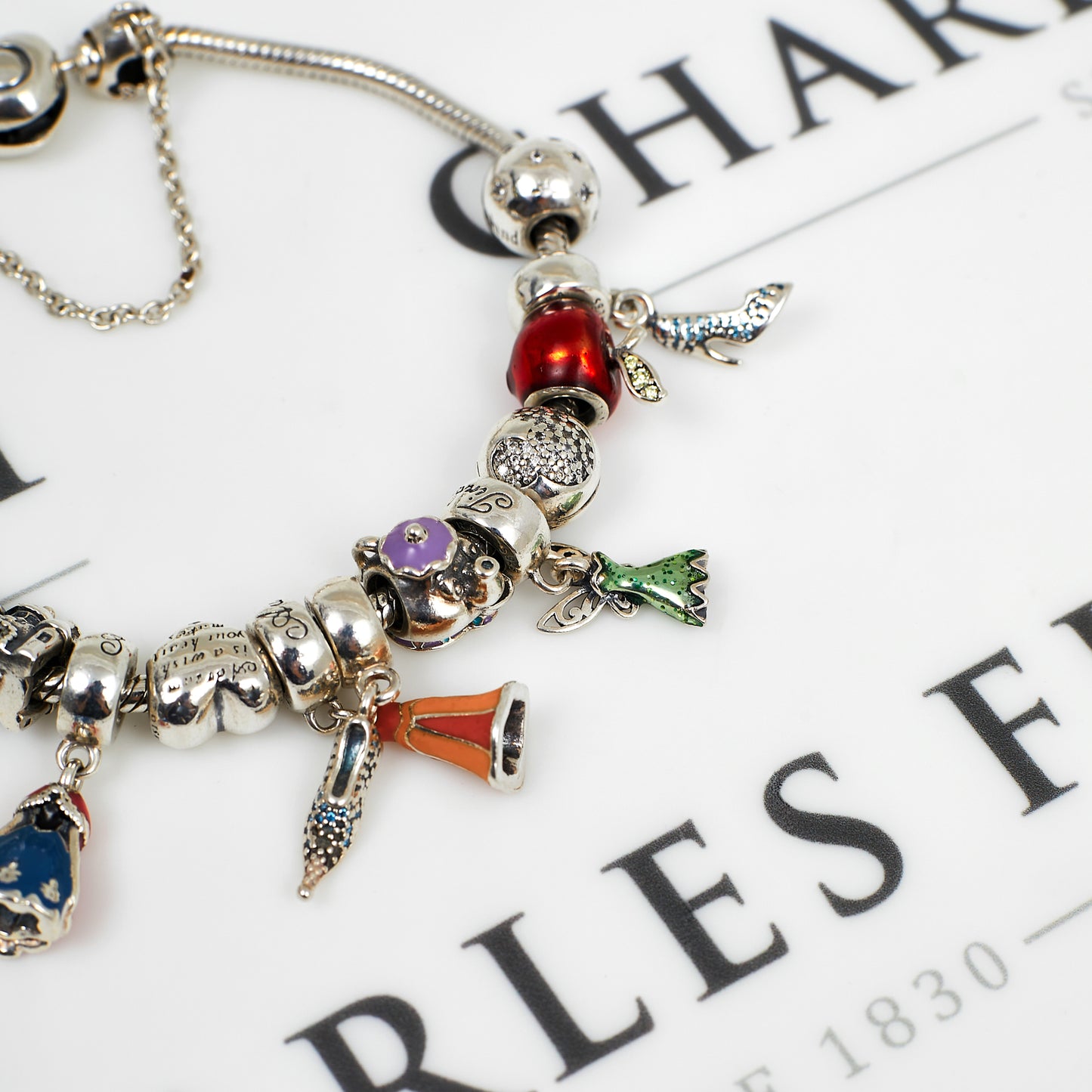 Pre-Owned Silver Pandora Disney Theme Bracelet & 18 Charms