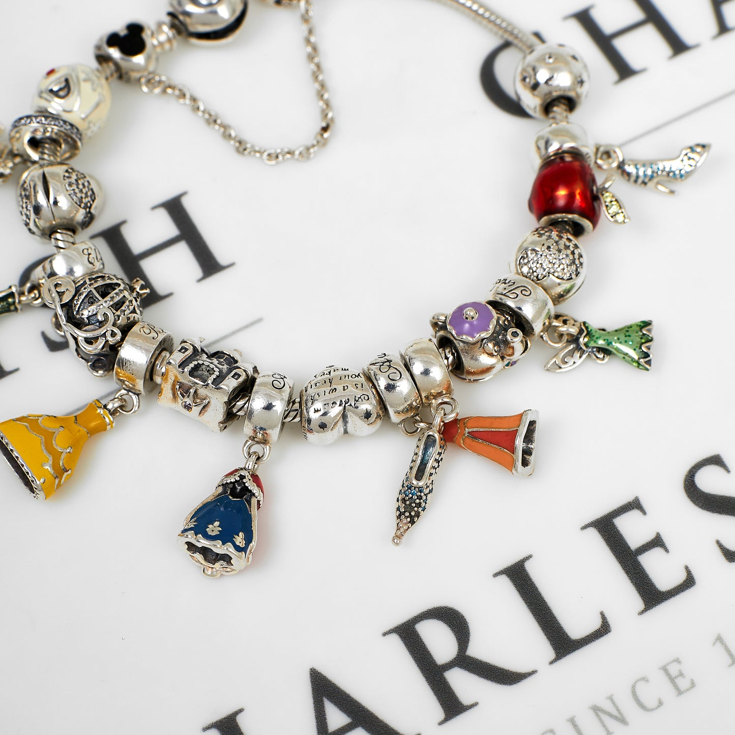 Pre-Owned Silver Pandora Disney Theme Bracelet & 18 Charms