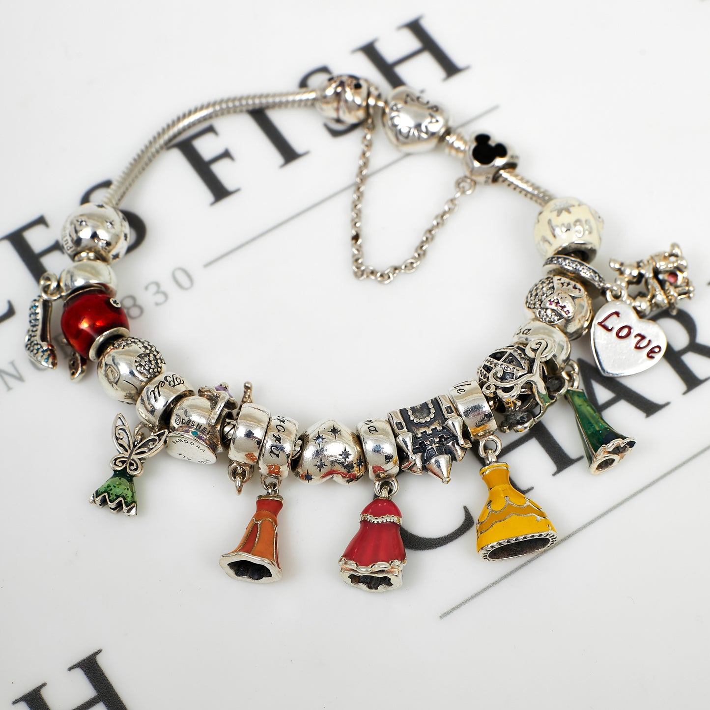 Pre-Owned Silver Pandora Disney Theme Bracelet & 18 Charms