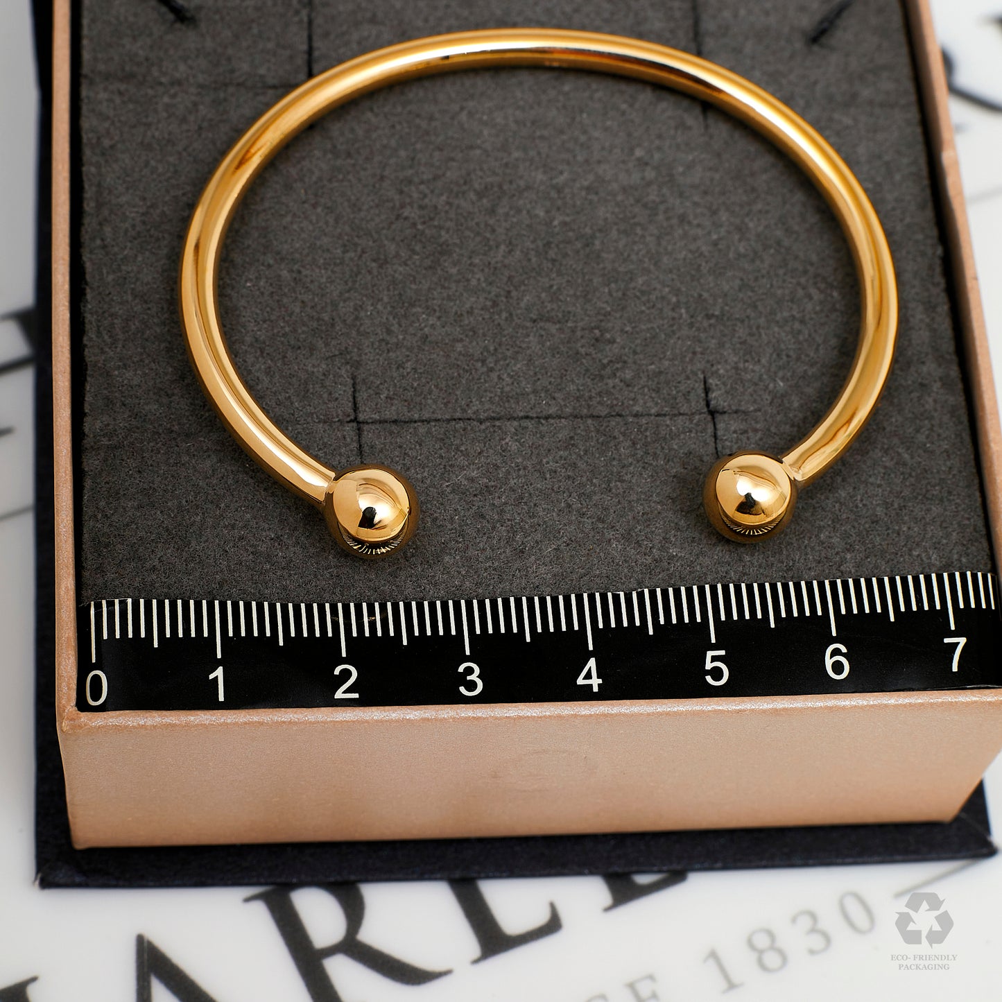 Pre-Owned 9ct Gold Ladies Torque Bangle