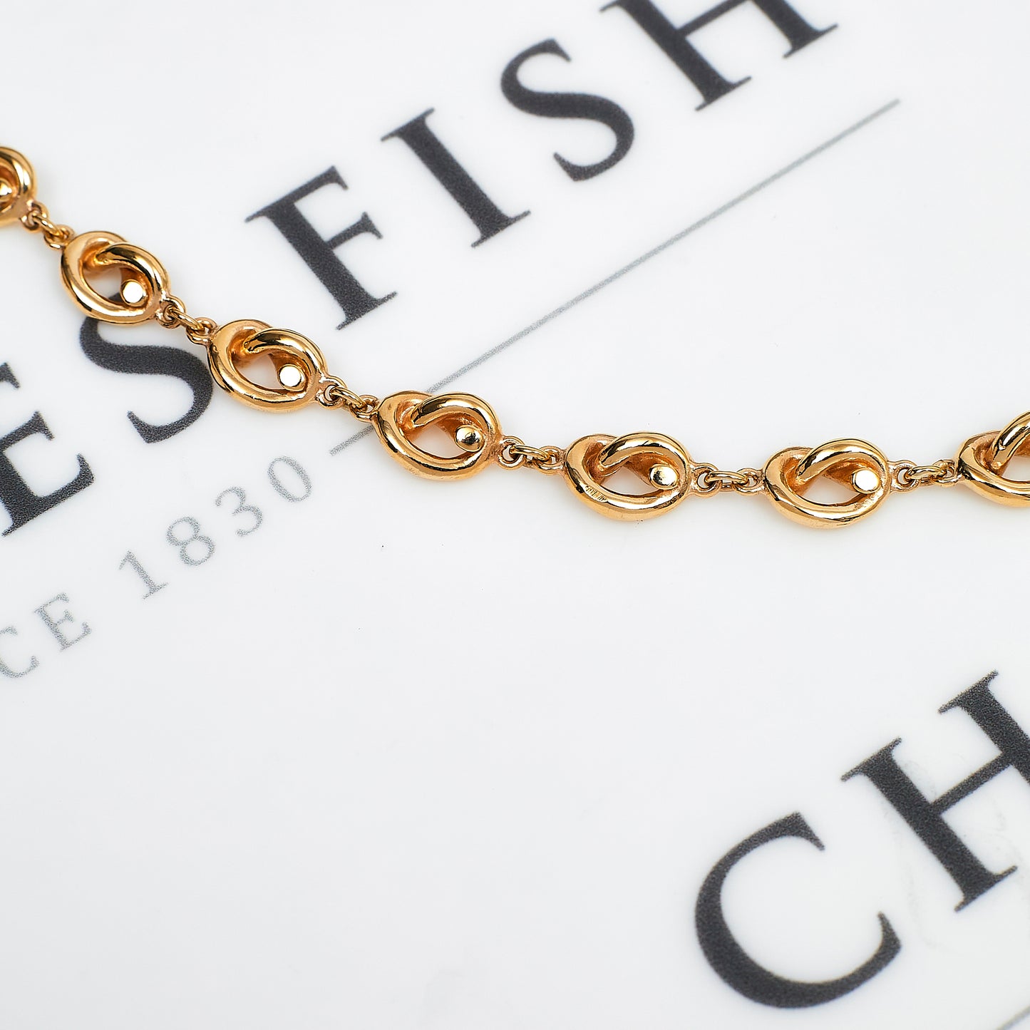 Pre-Owned 9ct Gold Pretzel Knot Link Bracelet  7 Inch