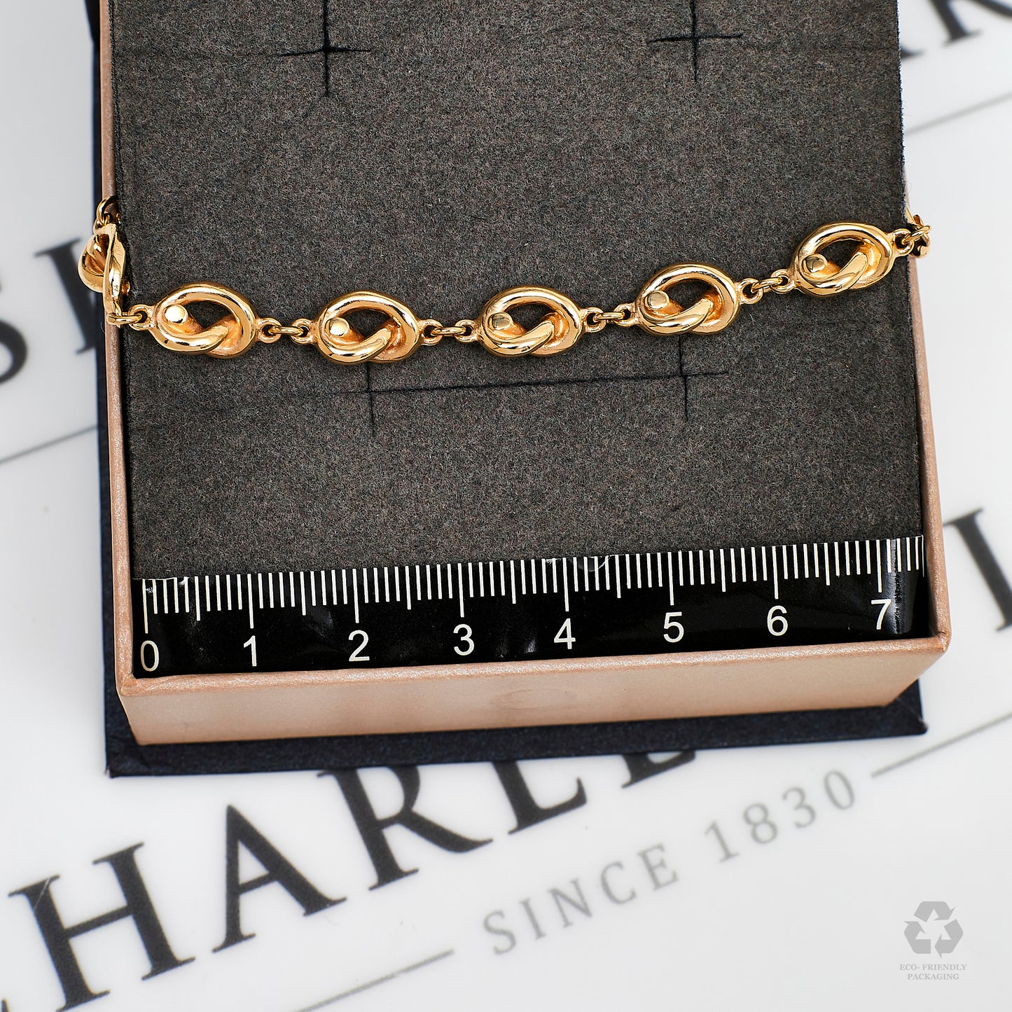 Pre-Owned 9ct Gold Pretzel Knot Link Bracelet  7 Inch