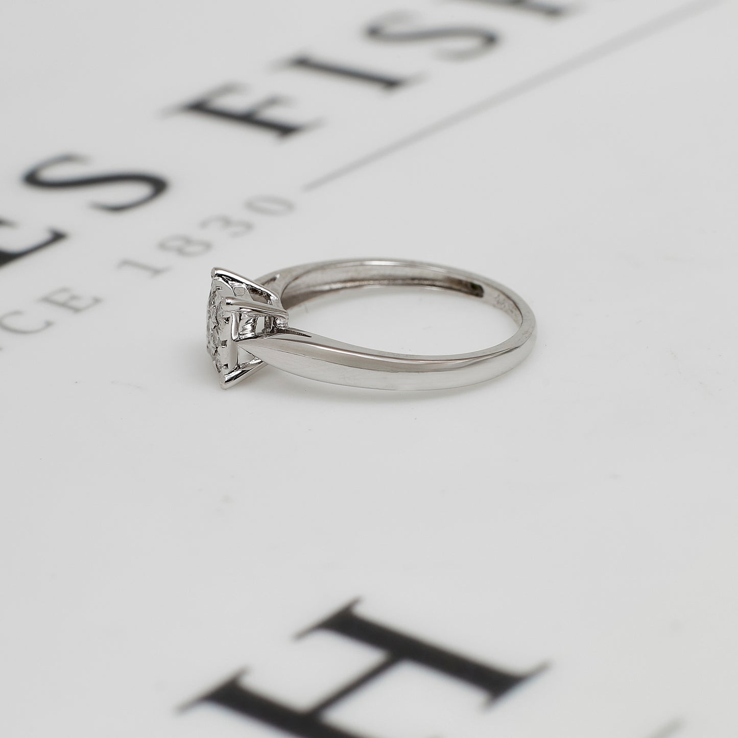 Pre-Owned 9ct White Gold 9 Diamond Square Design Ring Size K