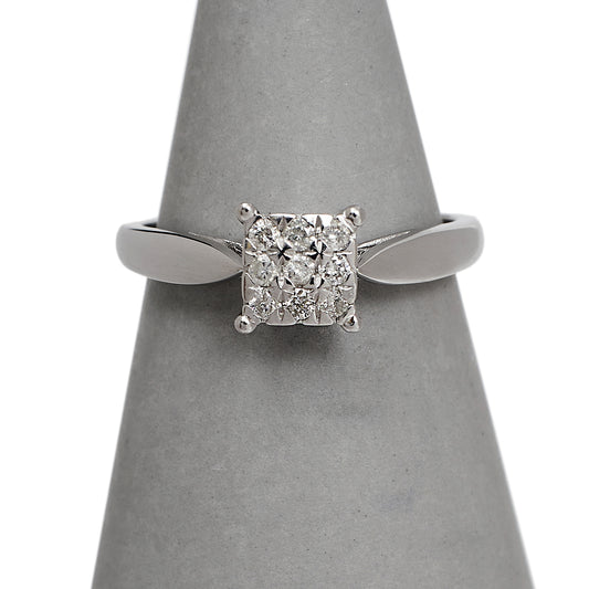 Pre-Owned 9ct White Gold 9 Diamond Square Design Ring Size K