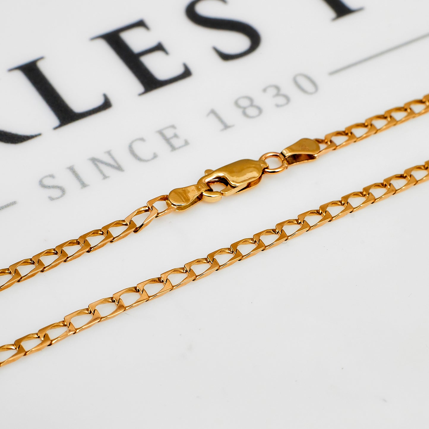 Pre-Owned 9ct Gold Curb Chain Necklace 19 Inch