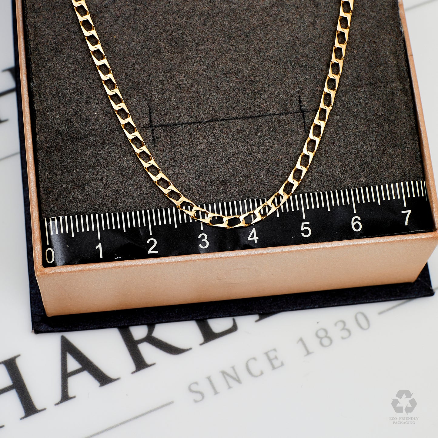 Pre-Owned 9ct Gold Curb Chain Necklace 19 Inch