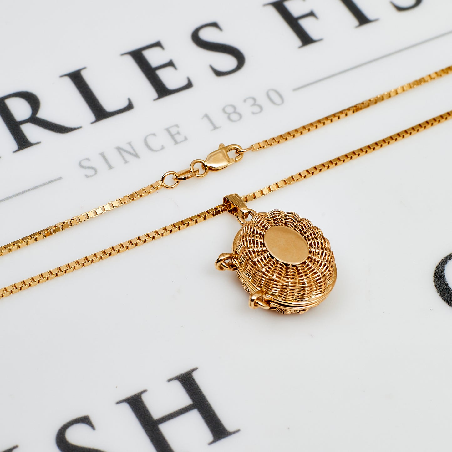 Pre-Owned 14ct Gold Wicker Basket Locket & Chain