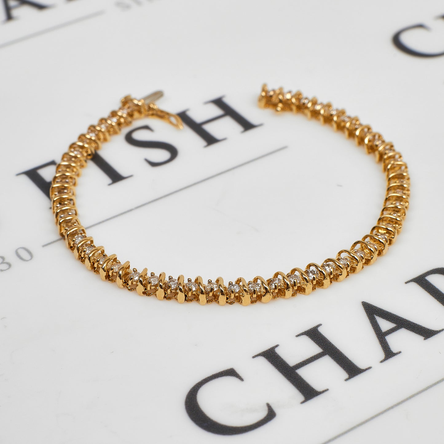 Pre-Owned 9ct Gold 2.25ct Diamond Tennis Bracelet 7 Inch