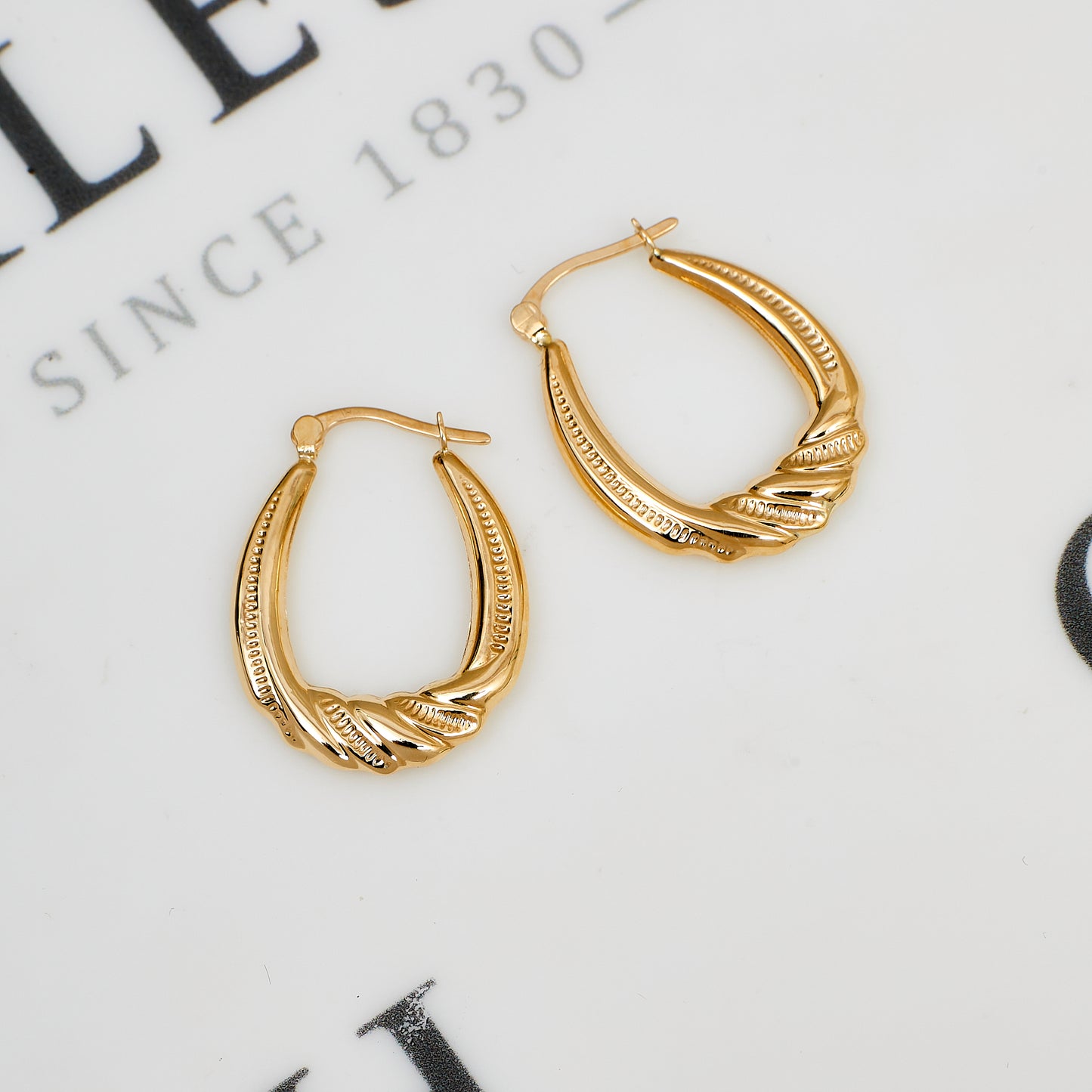 Pre-Owned 9ct Gold Oval Twist Design Creole Hoop Earrings