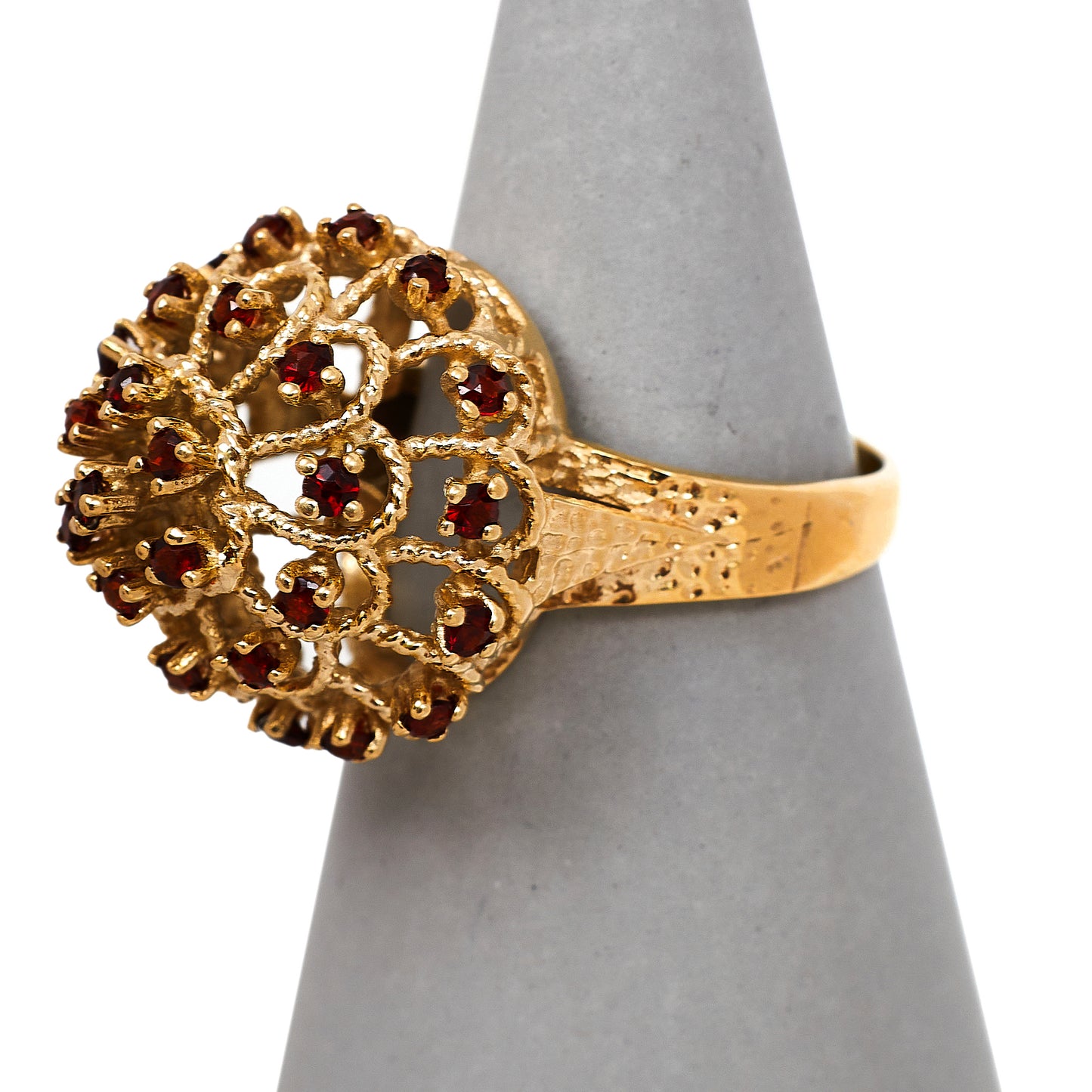 Pre-Owned 9ct Gold Garnet Cocktail Ring Size S