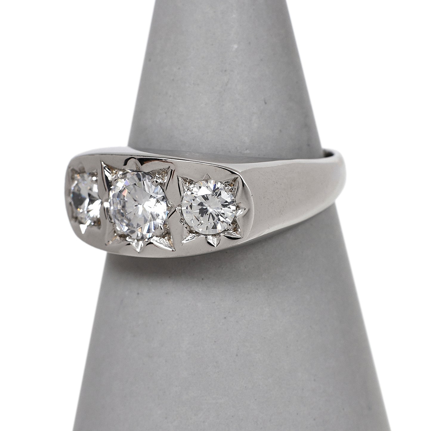 Pre-Owned 9ct White Gold 3 CZ Gypsy Ring Size W.5