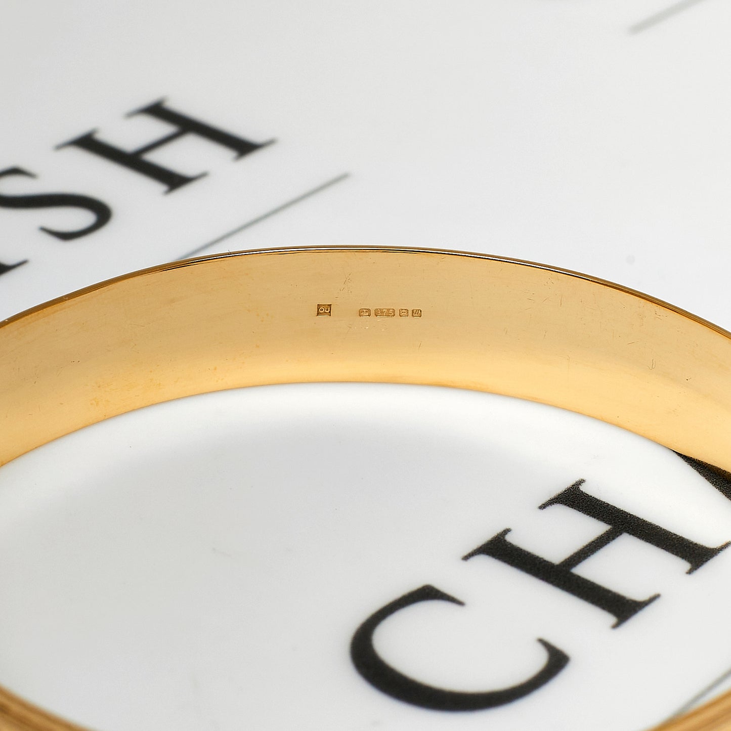 Pre-Owned 9ct Gold 2 Row Star Design Bangle