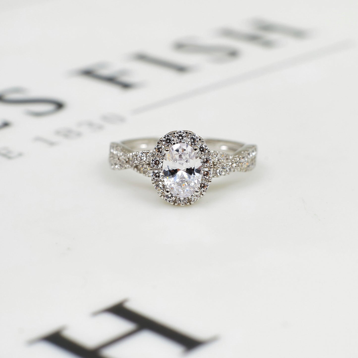 Pre-Owned 9ct White Gold Oval CZ Cluster Ring Size N