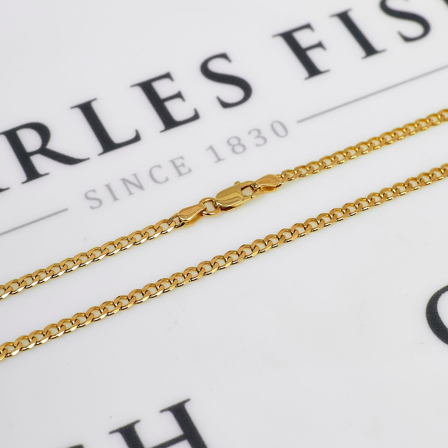 Pre-Owned 9ct Gold Curb Chain Necklace 28 Inch