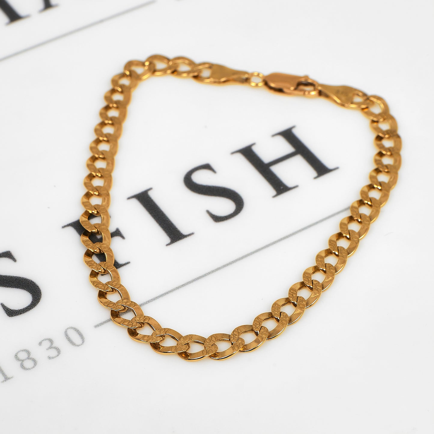 Pre-Owned 9ct Gold Patterned Curb Chain Bracelet 8 Inch