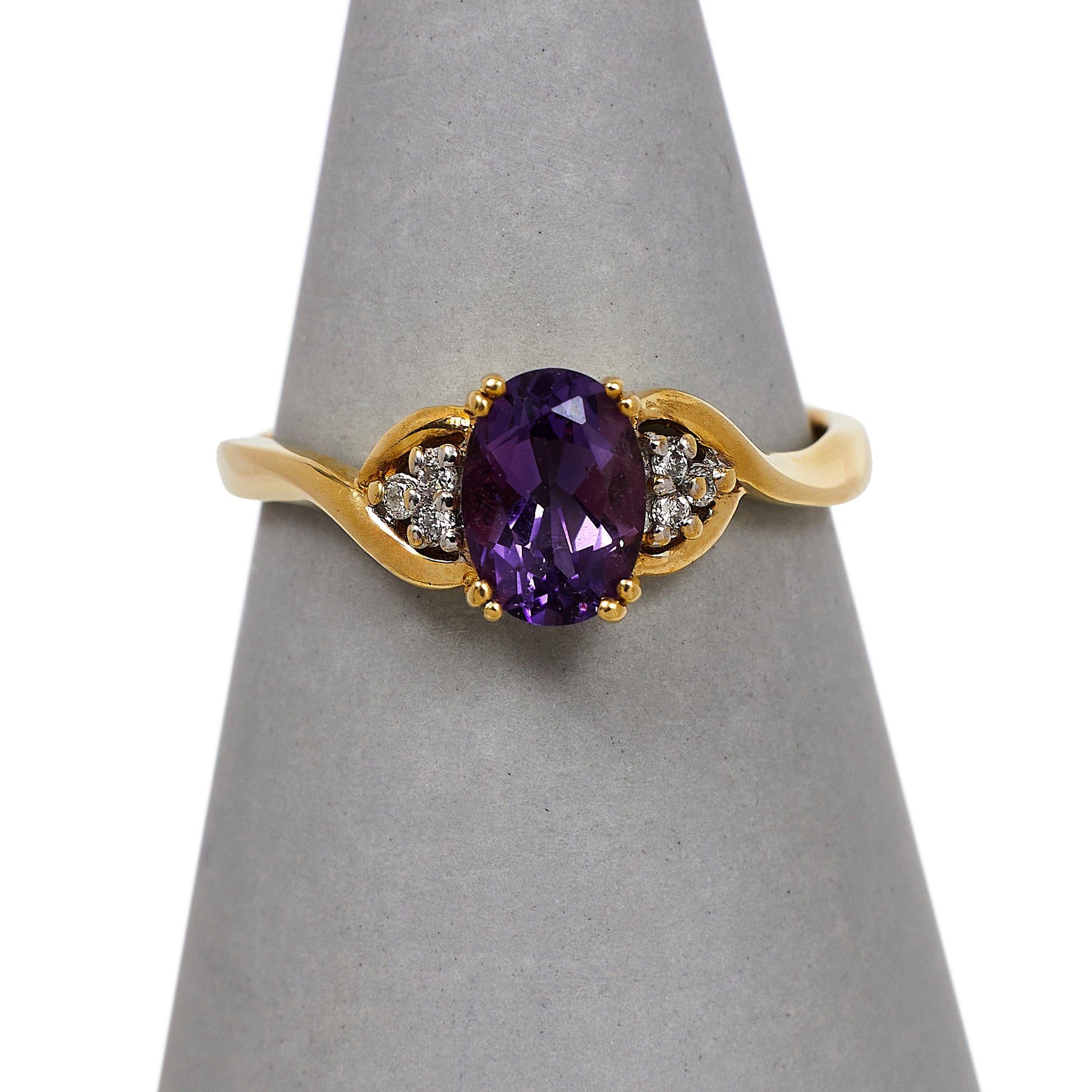 Pre-Owned 9ct Gold Oval Amethyst & Diamond Ring Size L