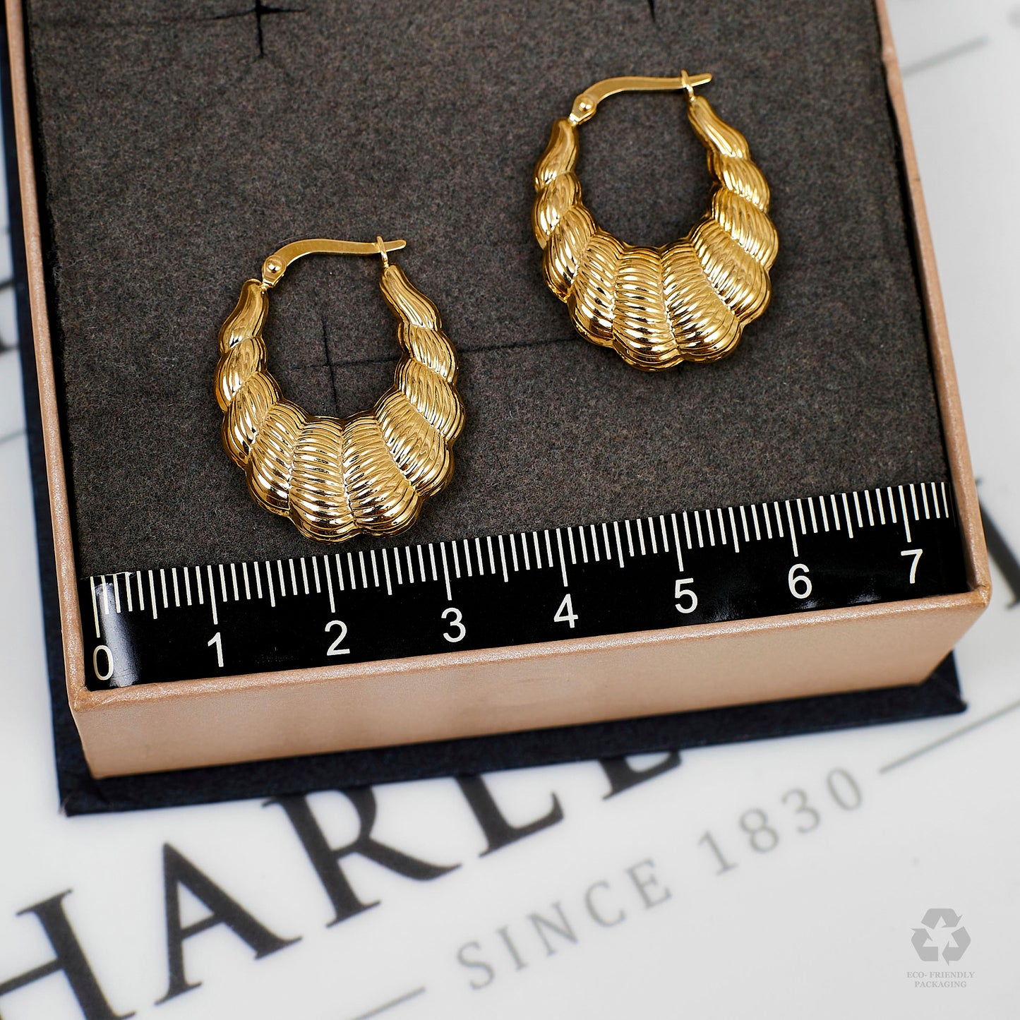 Pre-Owned 9ct Gold Hollow Scalloped Shape Creole Earrings