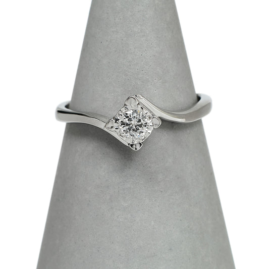 Pre-Owned 9ct White Gold & Diamond Twist Design Ring 