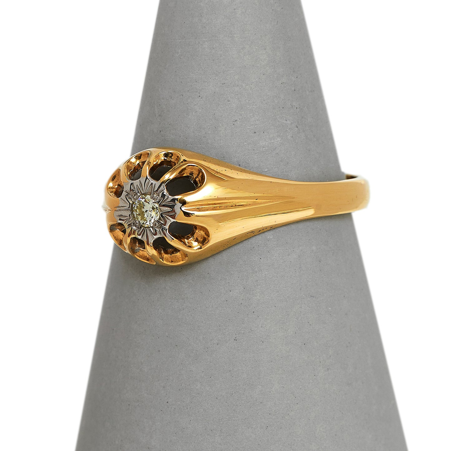 Pre-Owned 9ct Gold Illusion Set Diamond Gypsy Ring Size W