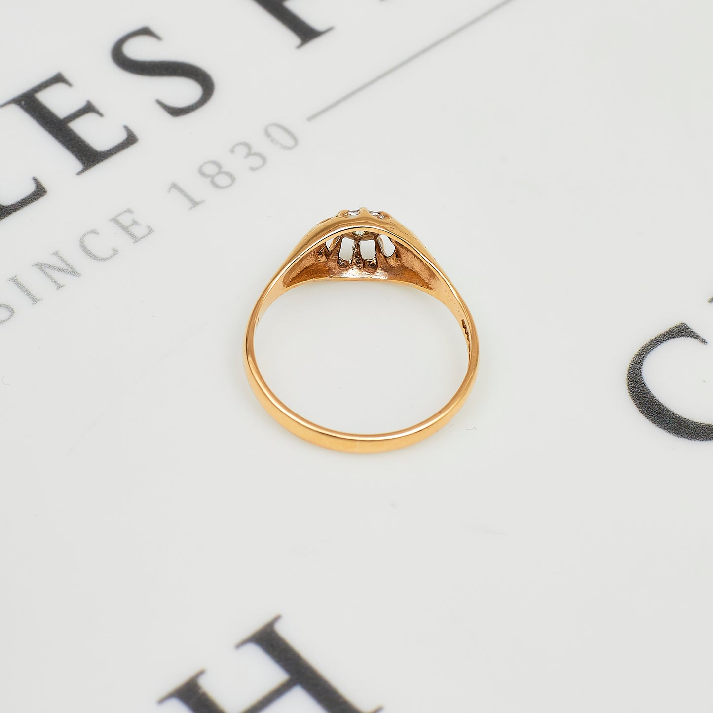 Pre-Owned 9ct Gold Illusion Set Diamond Gypsy Ring Size W