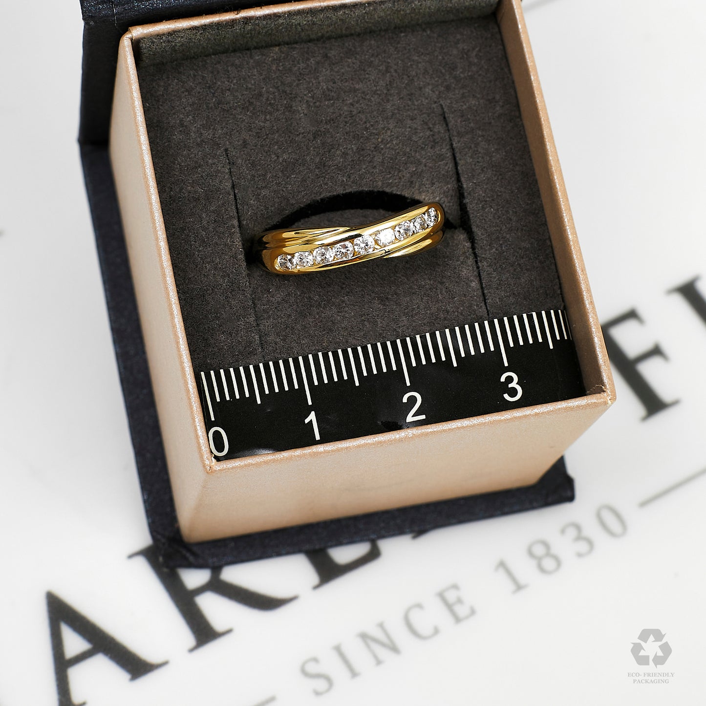 Pre-Owned 9ct Gold CZ Crossover Ring Size M.5