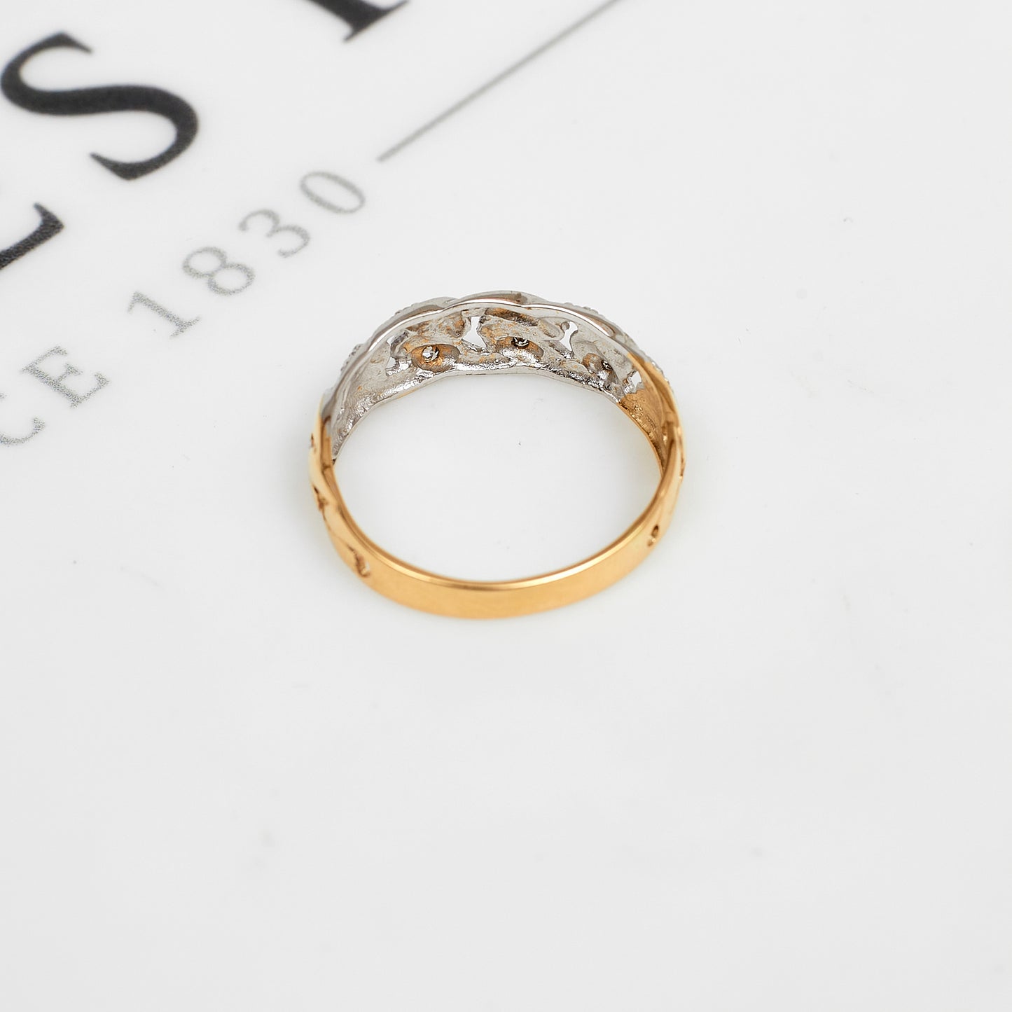 Pre-Owned 18ct Gold 2 Tone Diamond Curb Link Ring Size N