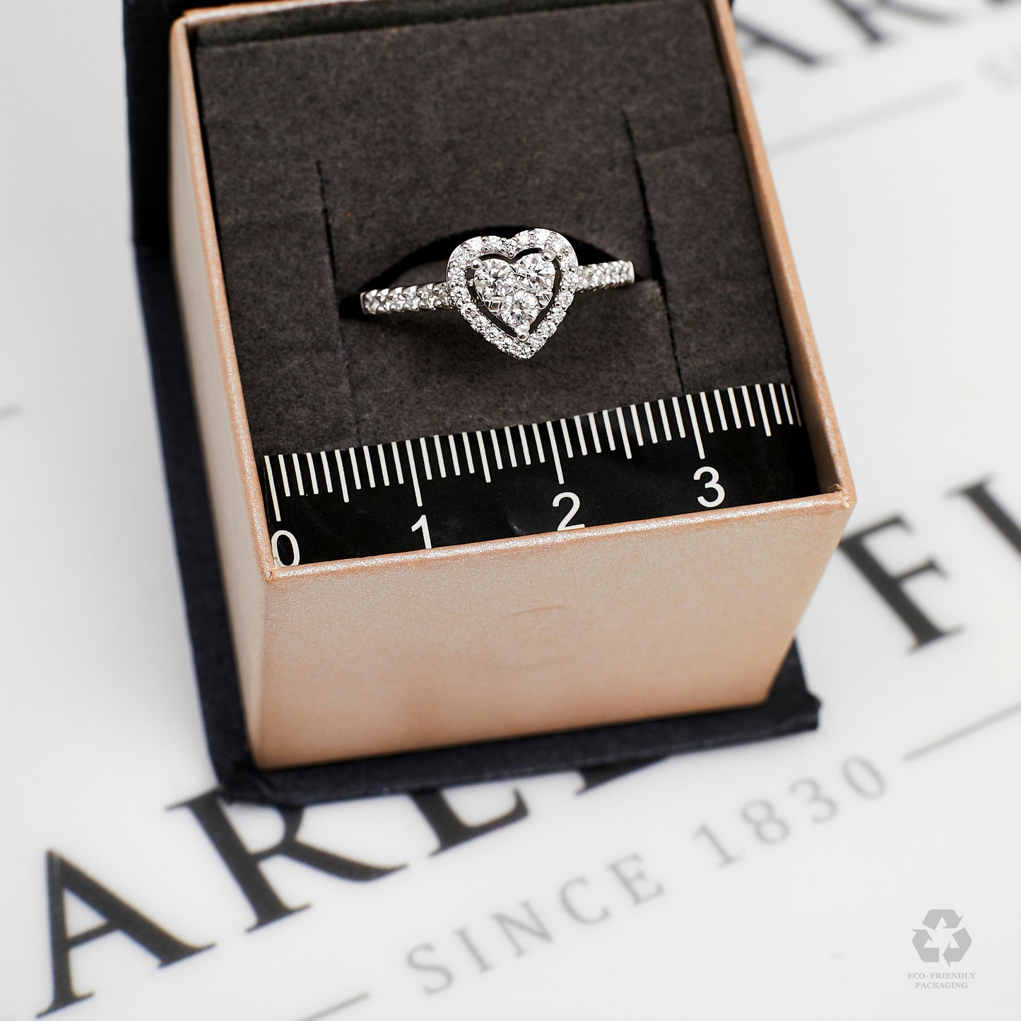 Pre-Owned 9ct White Gold Diamond Heart Cluster Ring Size P