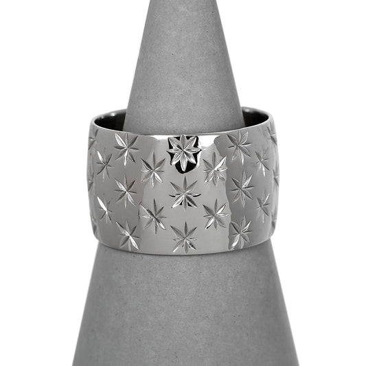 Pre-Owned 9ct White Gold Star Design Wedding Band Size K.5