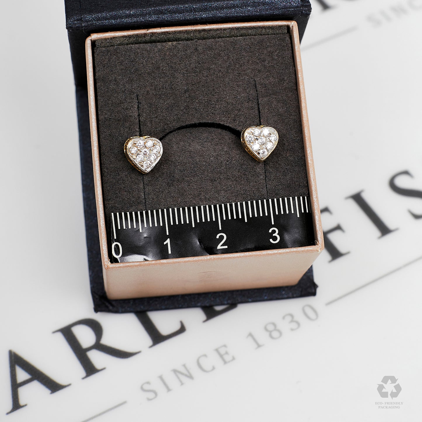Pre-Owned 9ct Gold CZ Set Heart Shape Stud Earrings