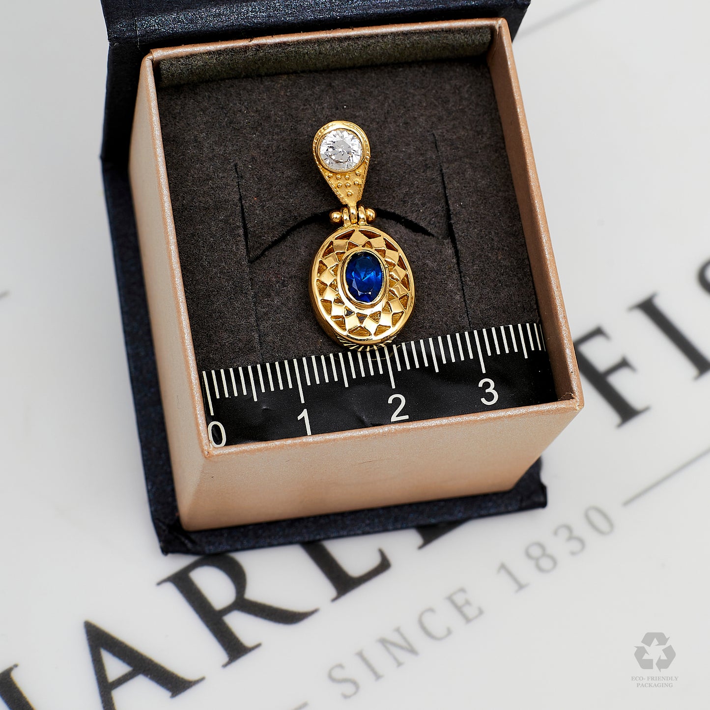 Pre-Owned 14ct Gold Oval Blue & White CZ Set Pendant