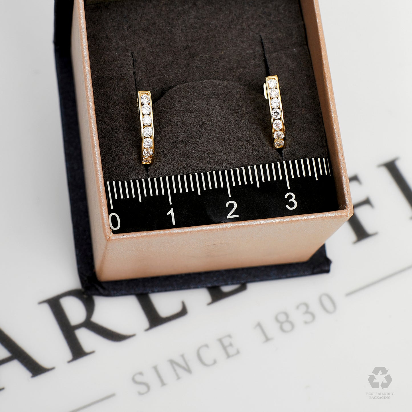 Pre-Owned 14ct Gold CZ Hinged Earrings
