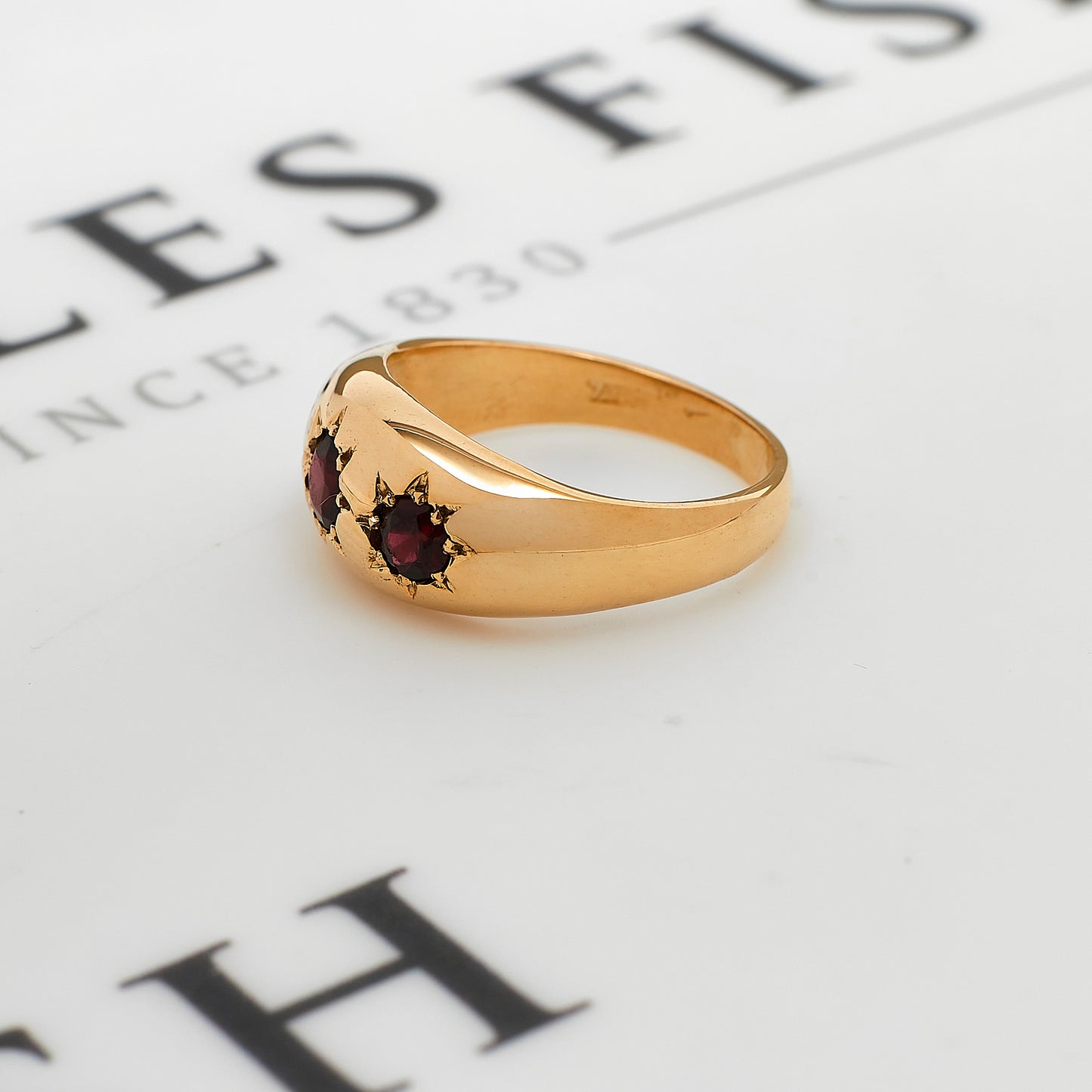 Pre-Owned 9ct Gold 3 Garnet Gypsy Ring Size T