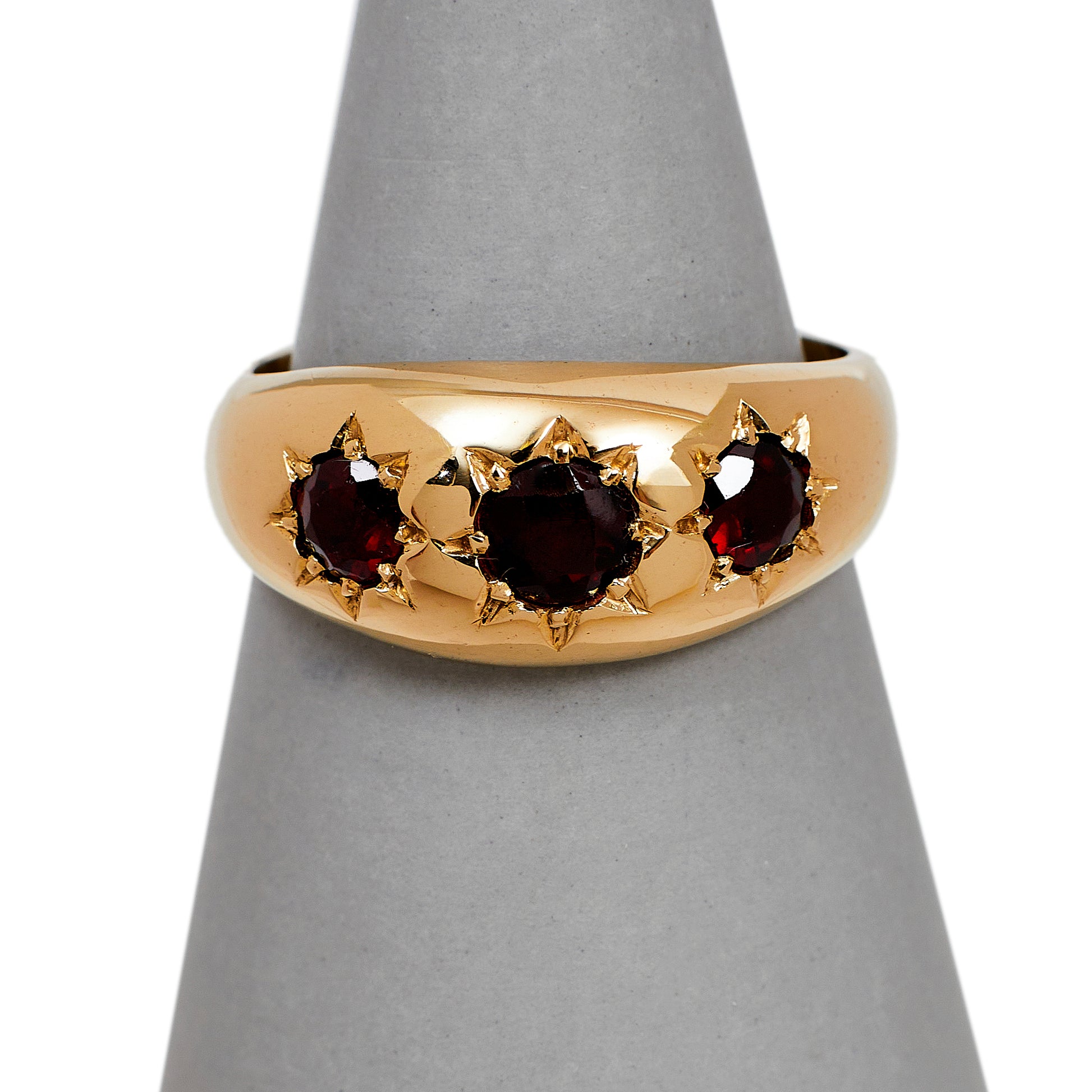 Pre-Owned 9ct Gold 3 Garnet Gypsy Ring Size T