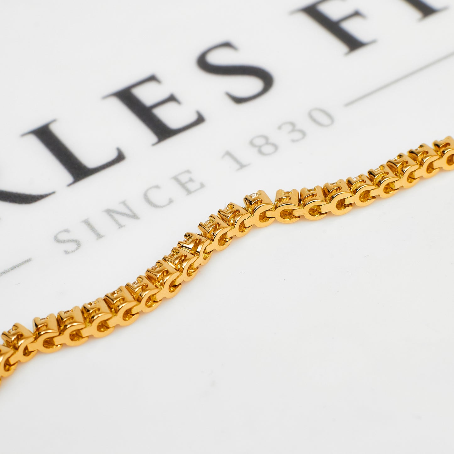 Pre-Owned 18ct Gold 1.76ct Diamond Bracelet & Safety Chain