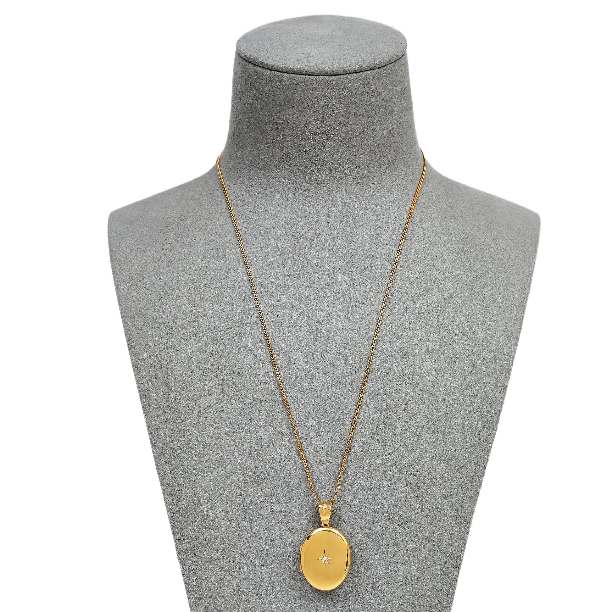 Pre-Owned 9ct Gold & Diamond Locket & Chain