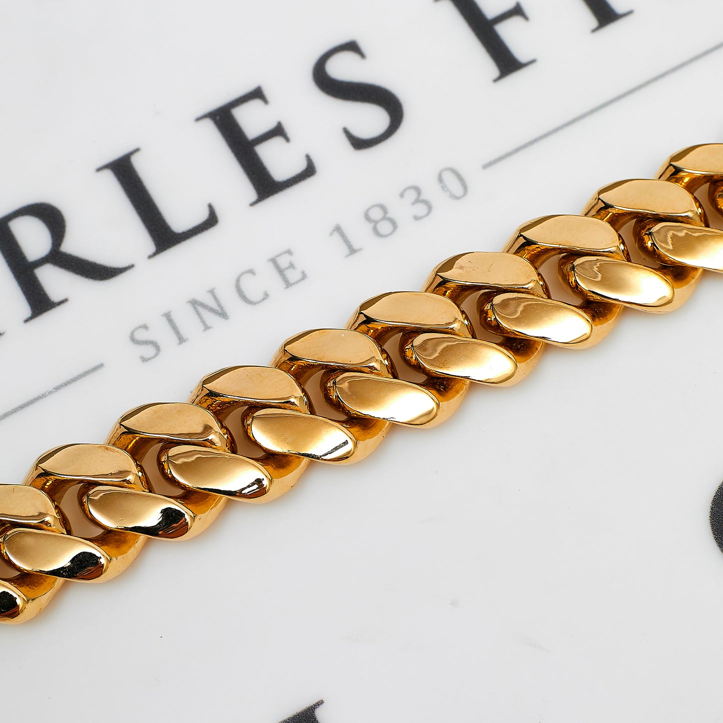 Pre-Owned 9ct Gold 16mm Curb Chain Bracelet 8 Inch