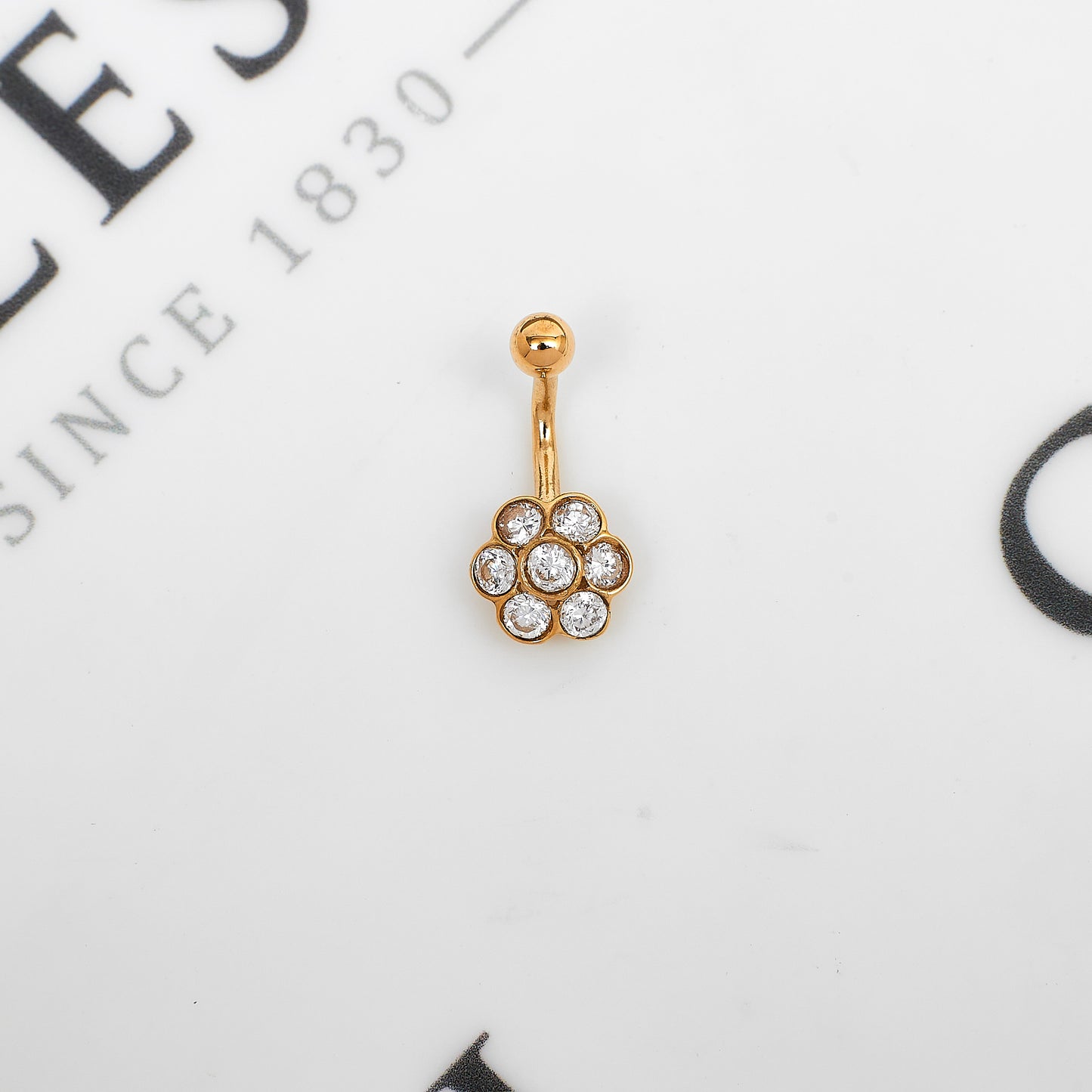 Pre-Owned 9ct Gold CZ Set Cluster Belly Bar