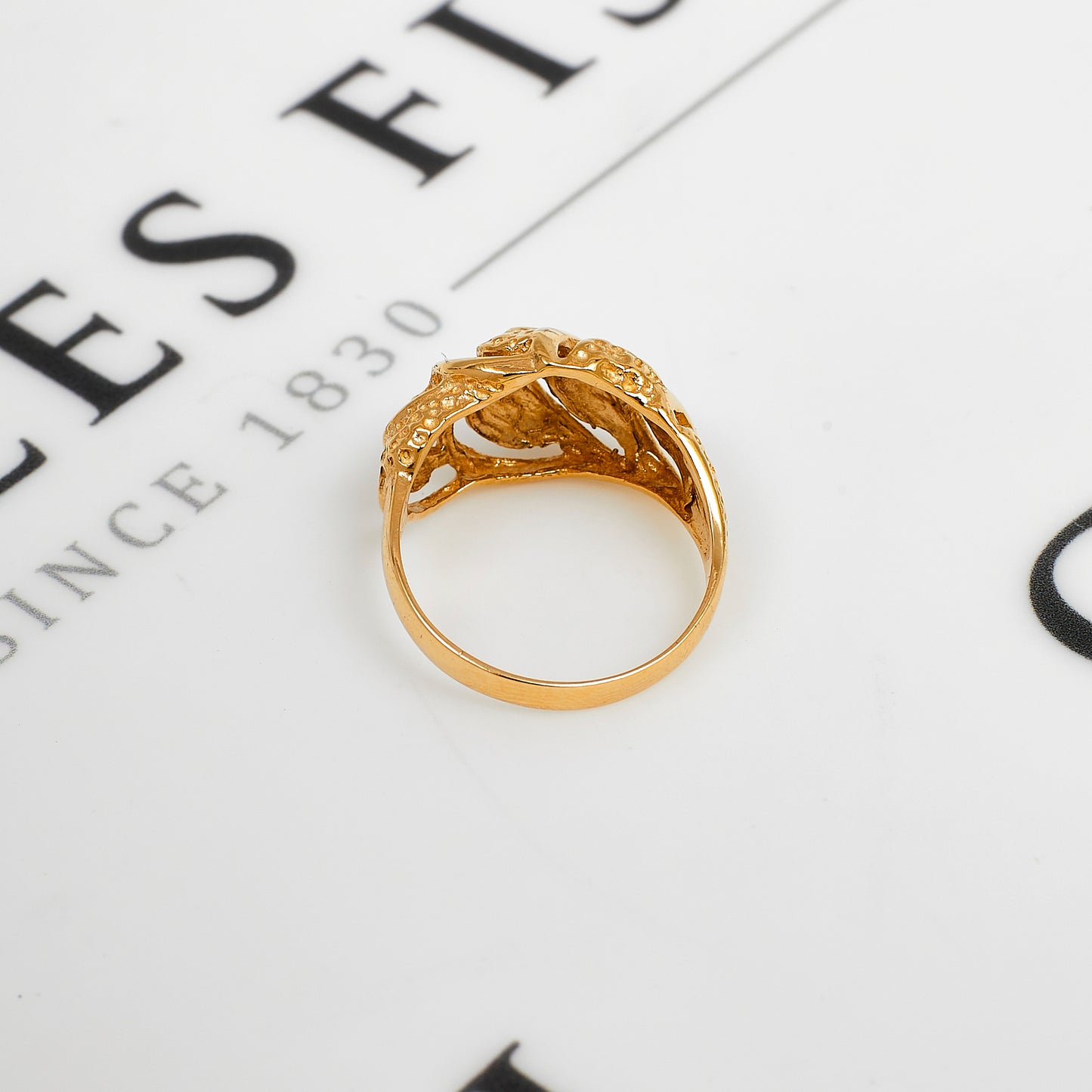 Pre-Owned 9ct Gold Barked Scalloped Bump Head Ring Size Q