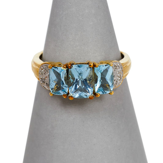 Pre-Owned 9ct Gold Aquamarine & Diamond Ring Size P