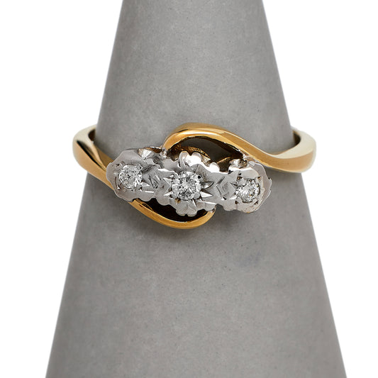 Pre-Owned 14ct Gold 3 Diamond Twist Ring Size P.5